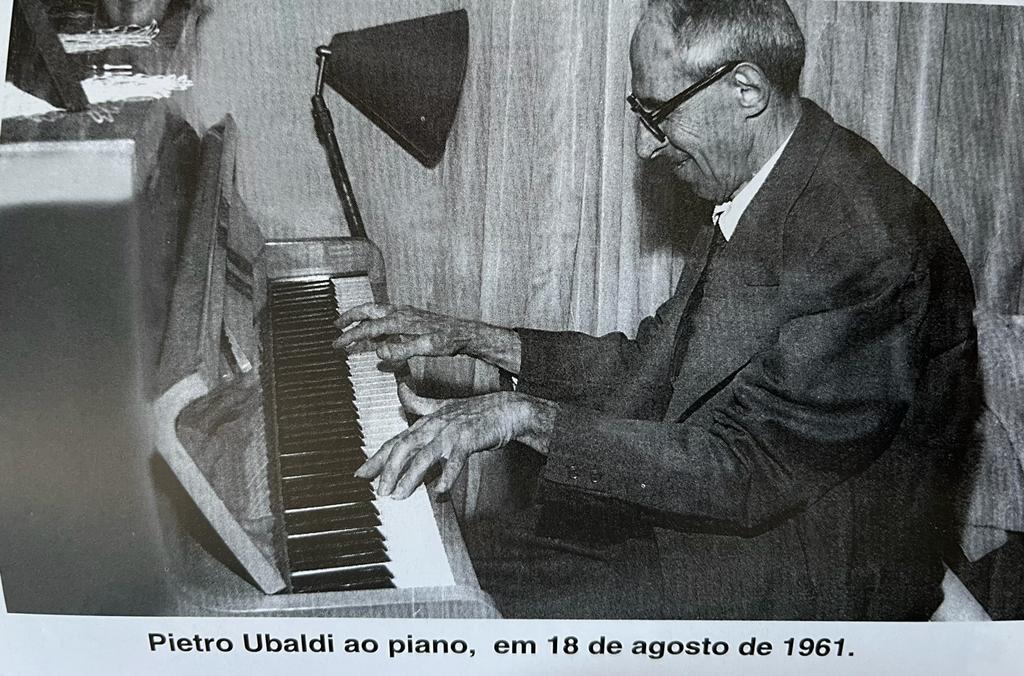 Pietro Ubaldi playing piano in 1961