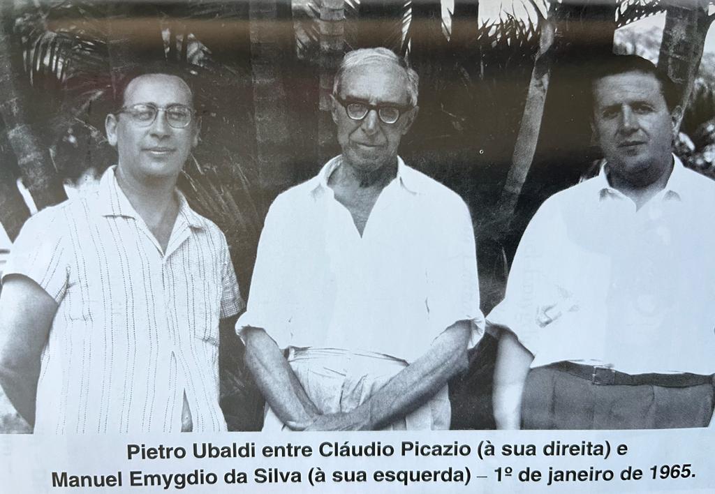 Pietro Ubaldi between Cláudio Picazio and Manuel Emygdio in 1965